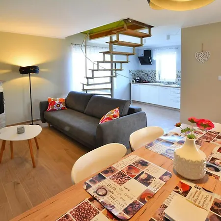 By The Pond, Near Ko Obrzeg * Niezyn