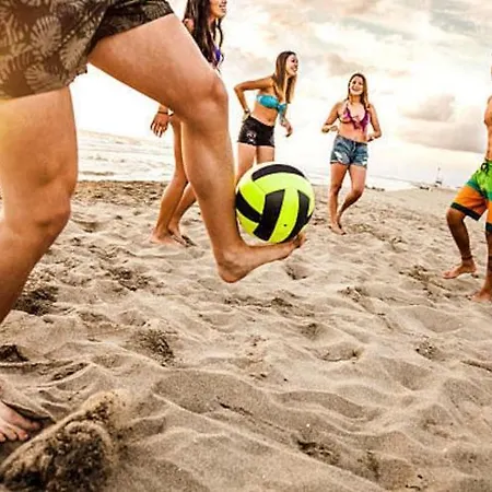 By The Pond, Near Ko Obrzeg