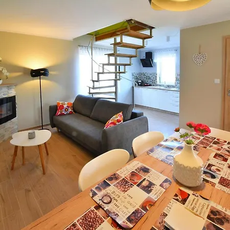 By The Pond, Near Ko Obrzeg *