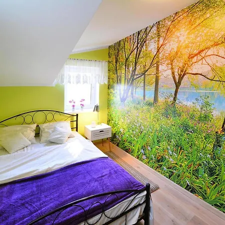 By The Pond, Near Ko Obrzeg