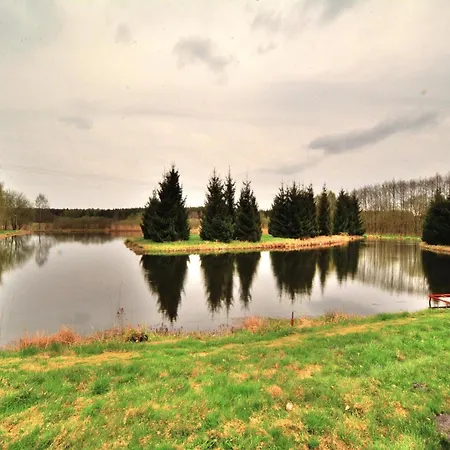By The Pond, Near Ko Obrzeg Hébergement de vacances *